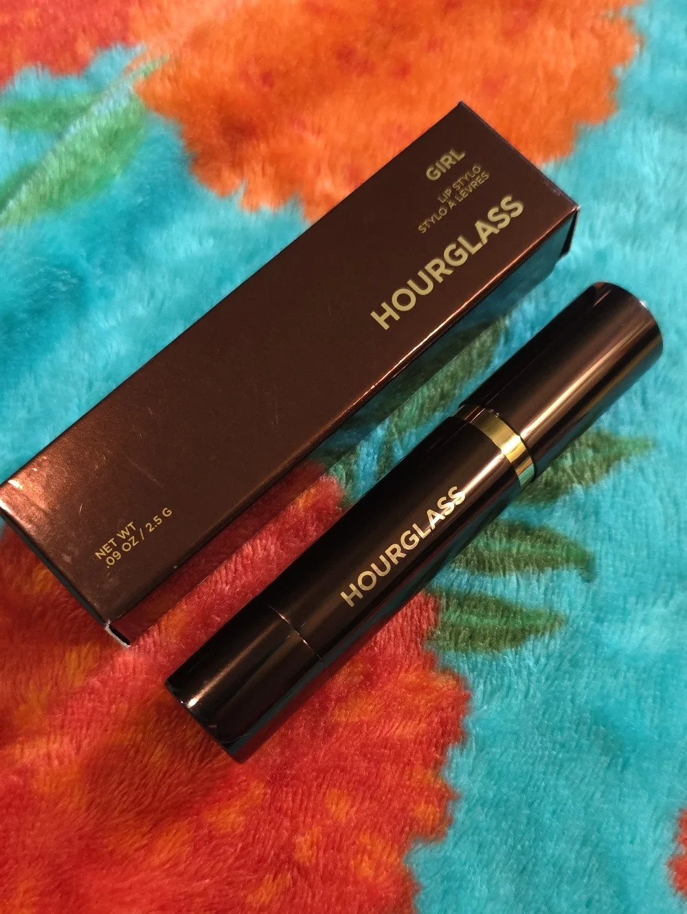 Hourglass Activist Lip Stylo Lip Crayon